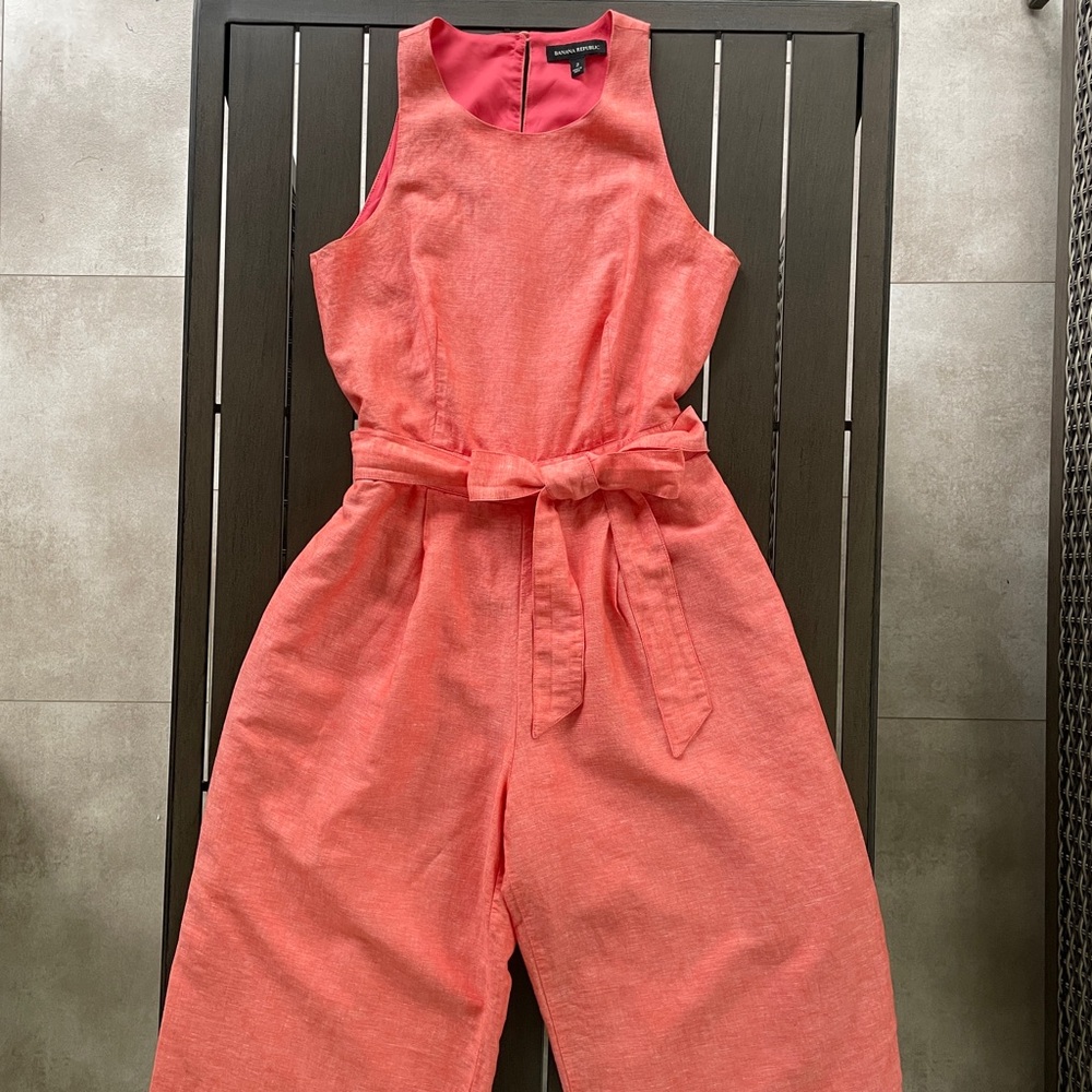BANANA REPUBLIC CROPPED JUMPSUIT ROMPER!! - Picture 1 of 15
